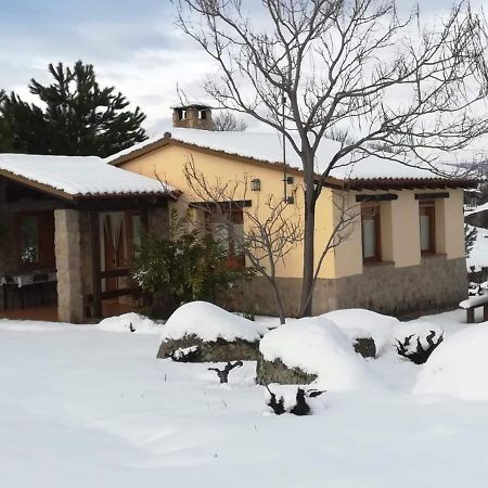 Casa Rural Amarilla Ávila Luaran gambar
